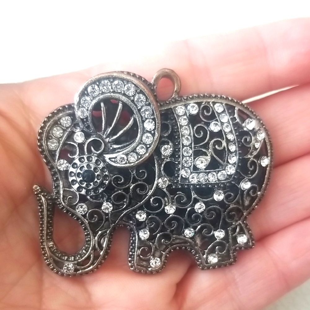 Silver and Black Metal Jewelled Elephant Pendant - Good Fortune